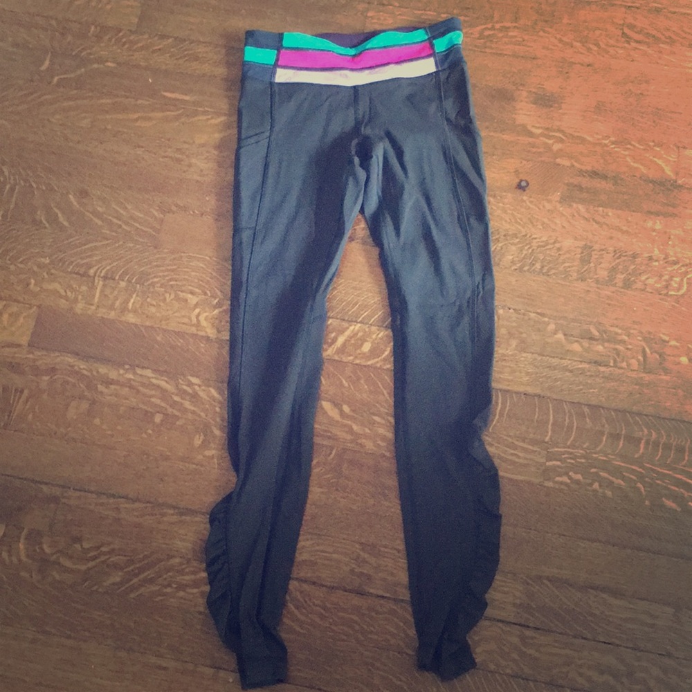 Lululemon Black legging with Side pockets